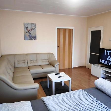 Kölcsey Apartman Daire Szekszárd Dış mekan fotoğraf